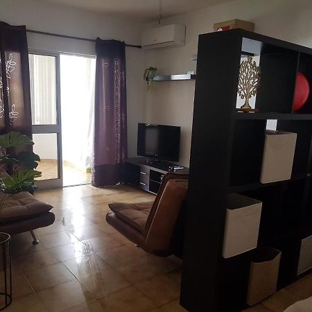 Love Shack Flat In Quarteira Center Exterior photo