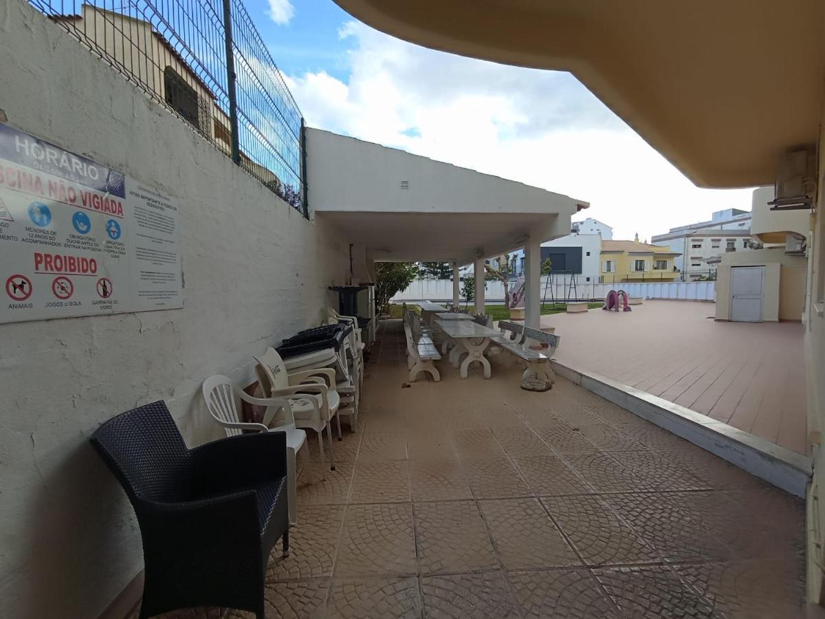 Love Shack Flat In Quarteira Center Exterior photo
