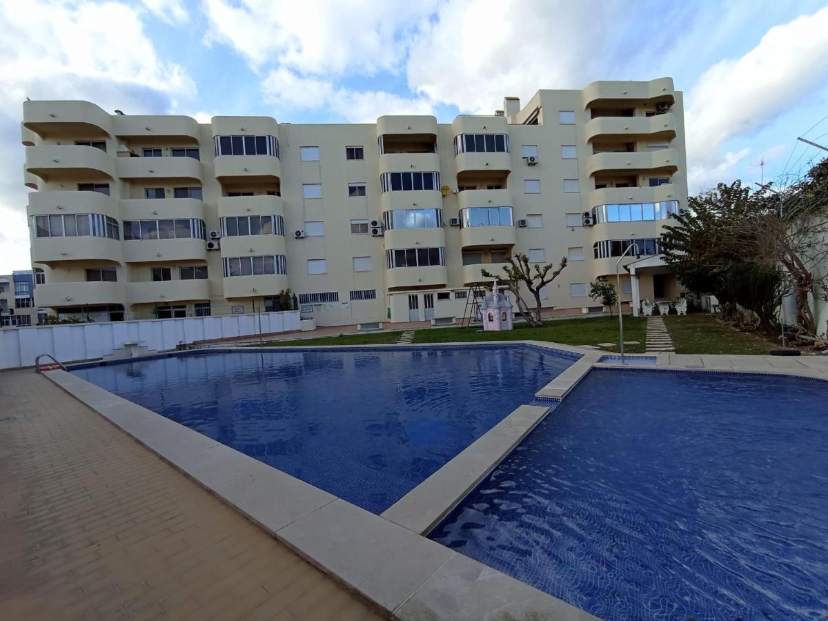 Love Shack Flat In Quarteira Center Exterior photo