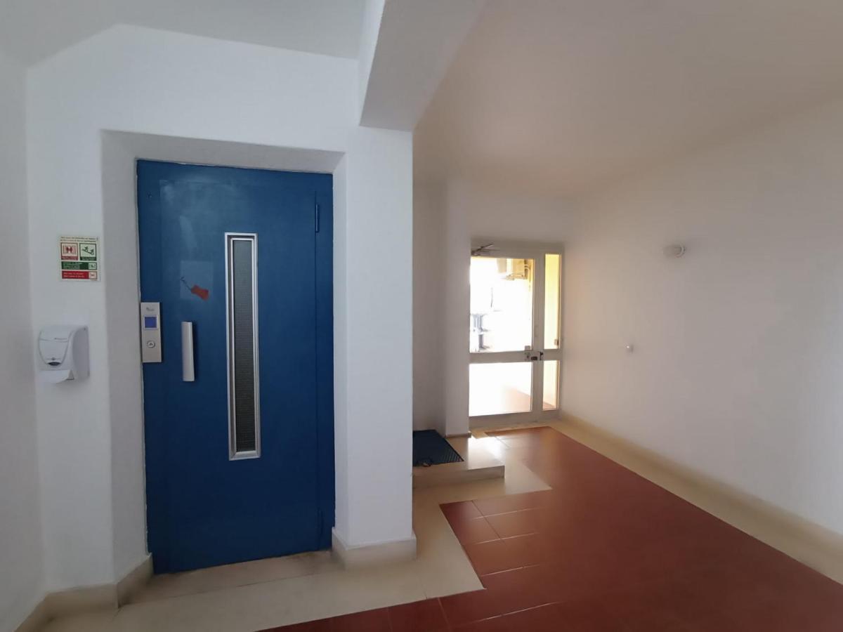 Love Shack Flat In Quarteira Center Exterior photo